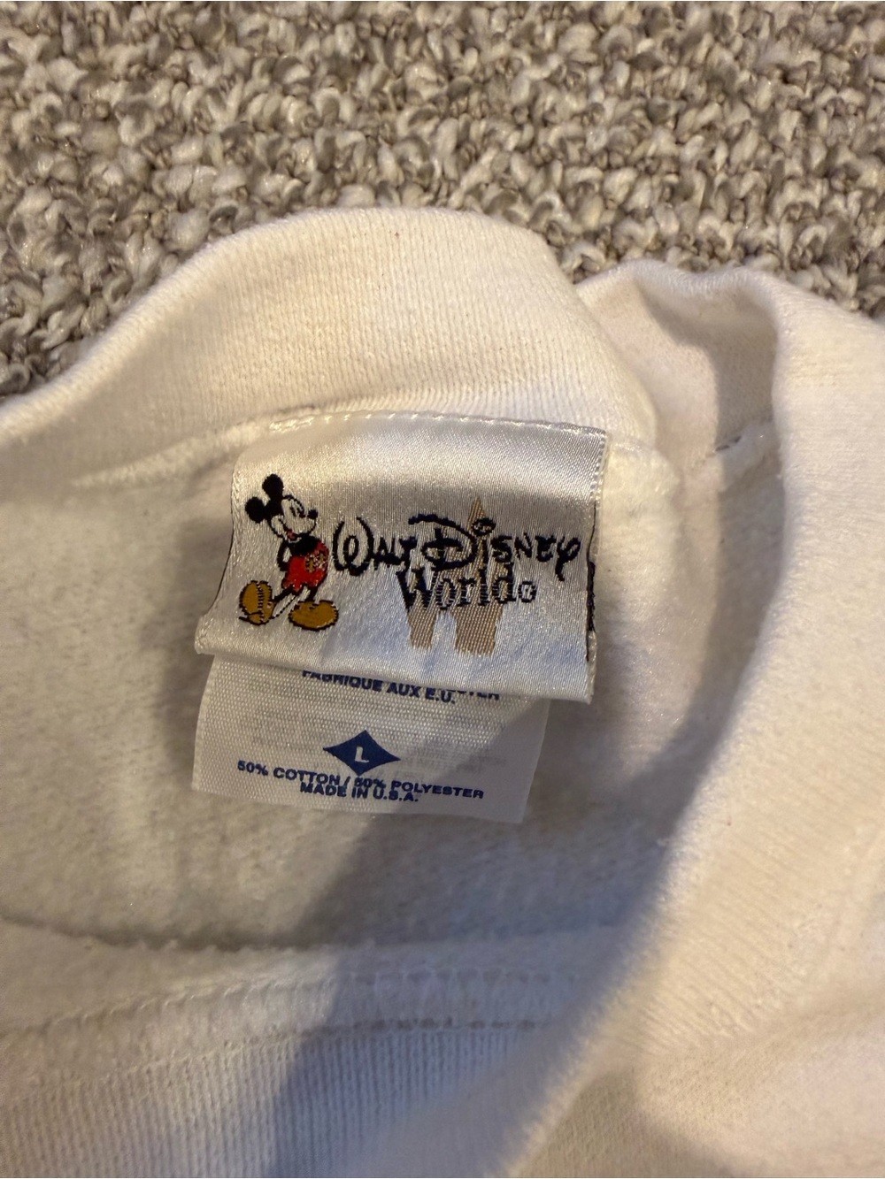 Vintage Epcot Tapestry of Nations Crewneck Sweatshirt Walt Disney World - Picture 3 of 4